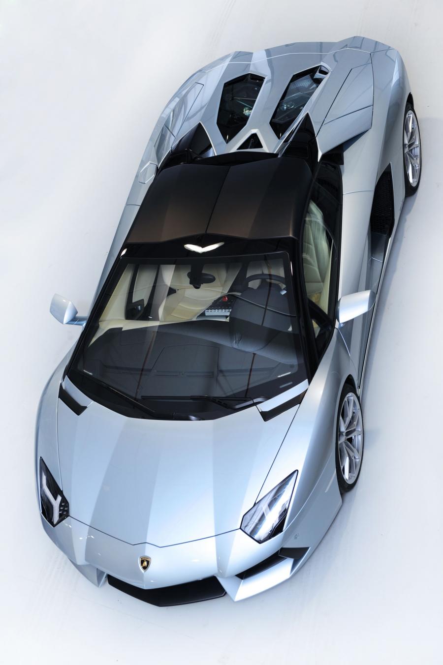  Lamborghini Aventador LP700-4 Roadster 2012 года  (фото 77 из 88)